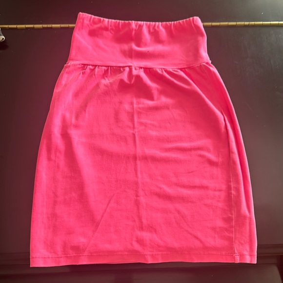 Dresses & Skirts - Aritzia Talula vintage Y2K neon pink mini skirt XXS